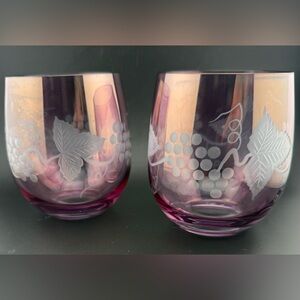 2 MOMOS Panache, handcrafted and mouthblown in Romania stemless wine glasses.
